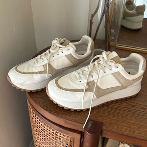 Zara Women’s Sneakers EUR 39